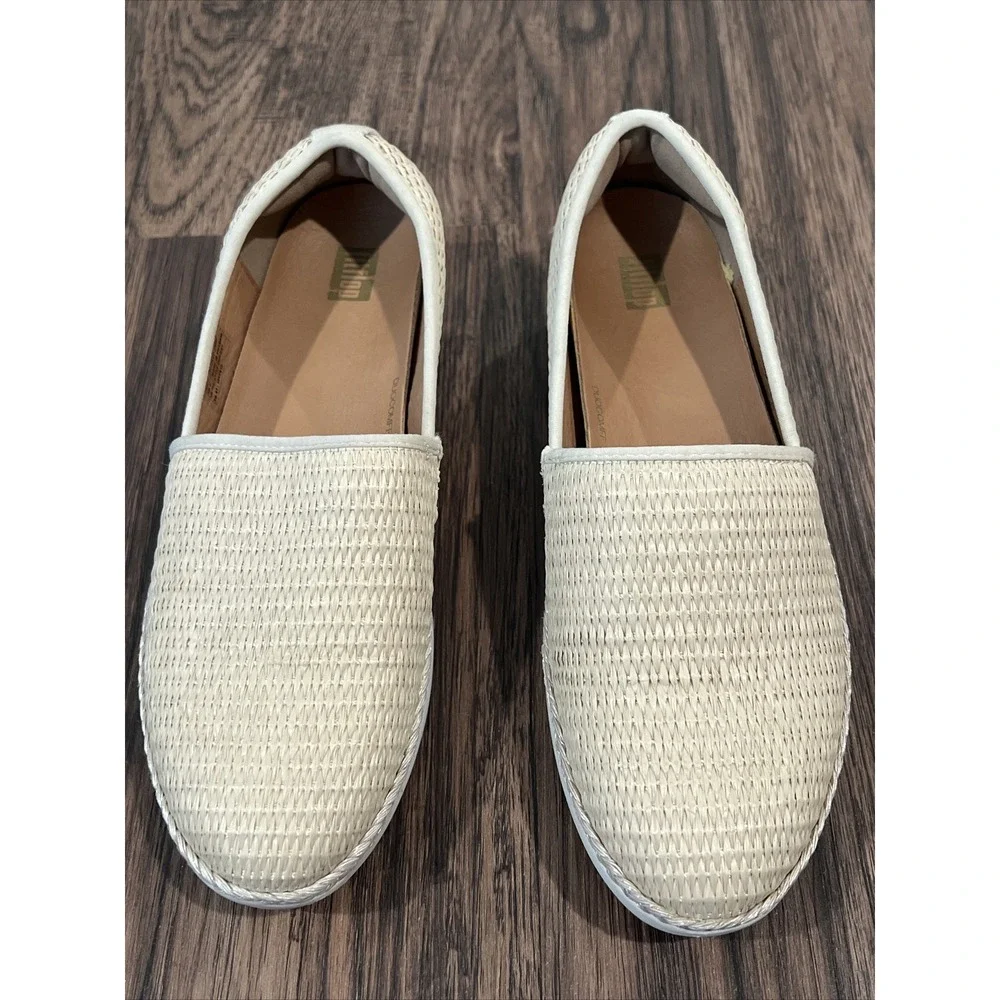 Fitflop Womens  ivory embossed Fashion Loafers Shoes Size 9 Stile CU9-031